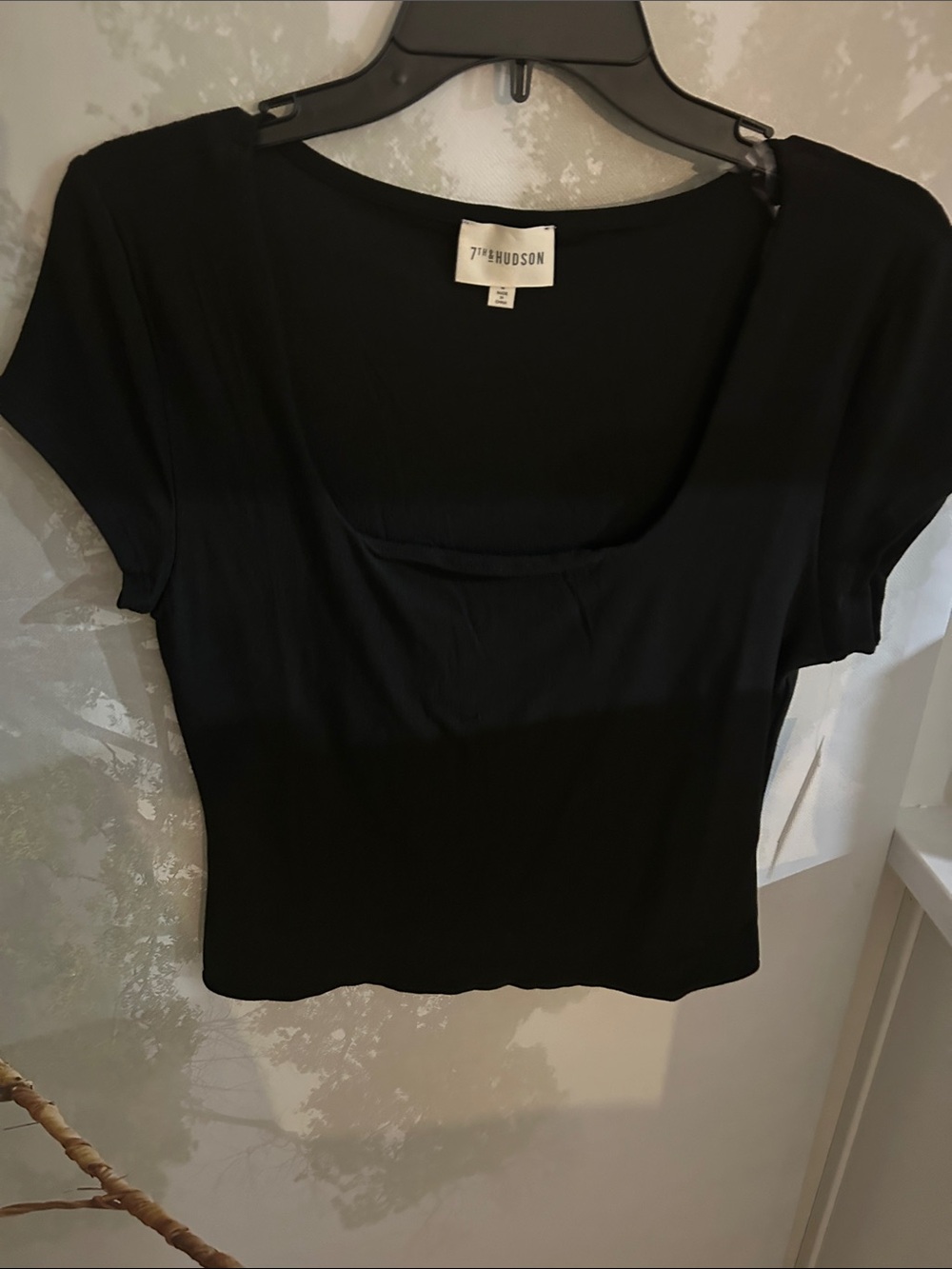 7 For All Mankind Black Scoop Neck Short Sleeve Crop Top